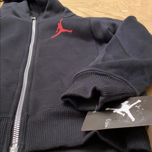 Boys Jordan Jacket - Picture 2 of 6